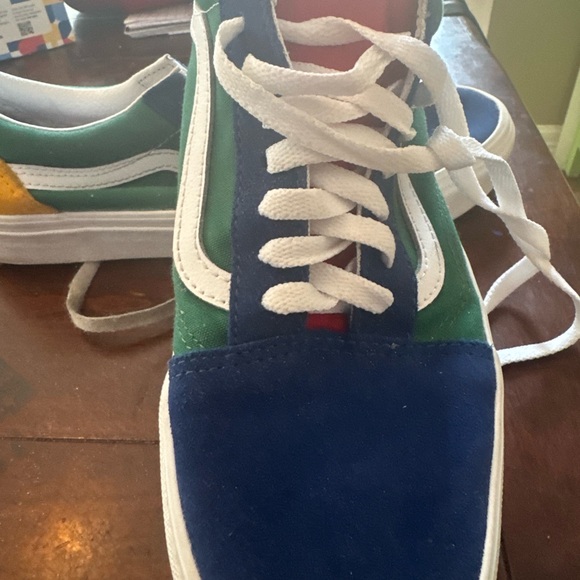 Colorful Vans 9.5 Men’s - Picture 4 of 4